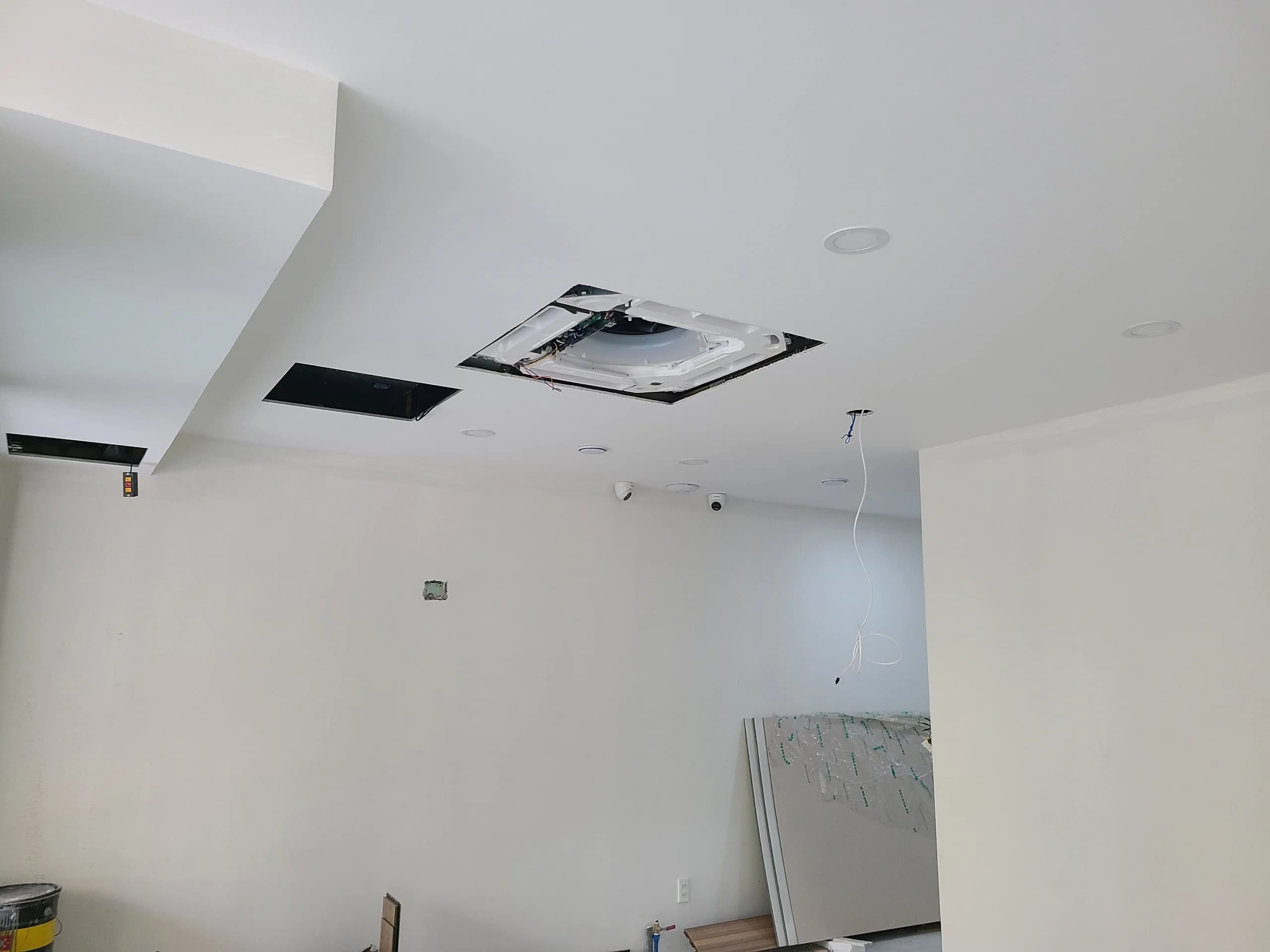 Thiết kế và thi công lắp đặt hệ thống ĐHKK và hệ thống lọc, cấp khí tươi hồi nhiệt cho tòa nhà đa năng Mr. Đạt (Biên Hòa) - ảnh 12