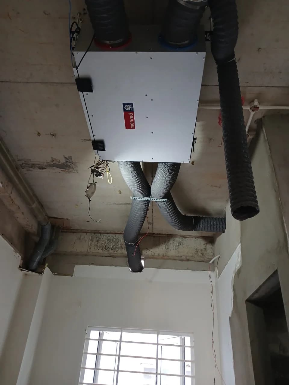 Thi công hệ thống cấp gió tươi thu hồi nhiệt cho nhà hàng chay Liên Hoa (Huyện Bình Chánh) - ảnh 10