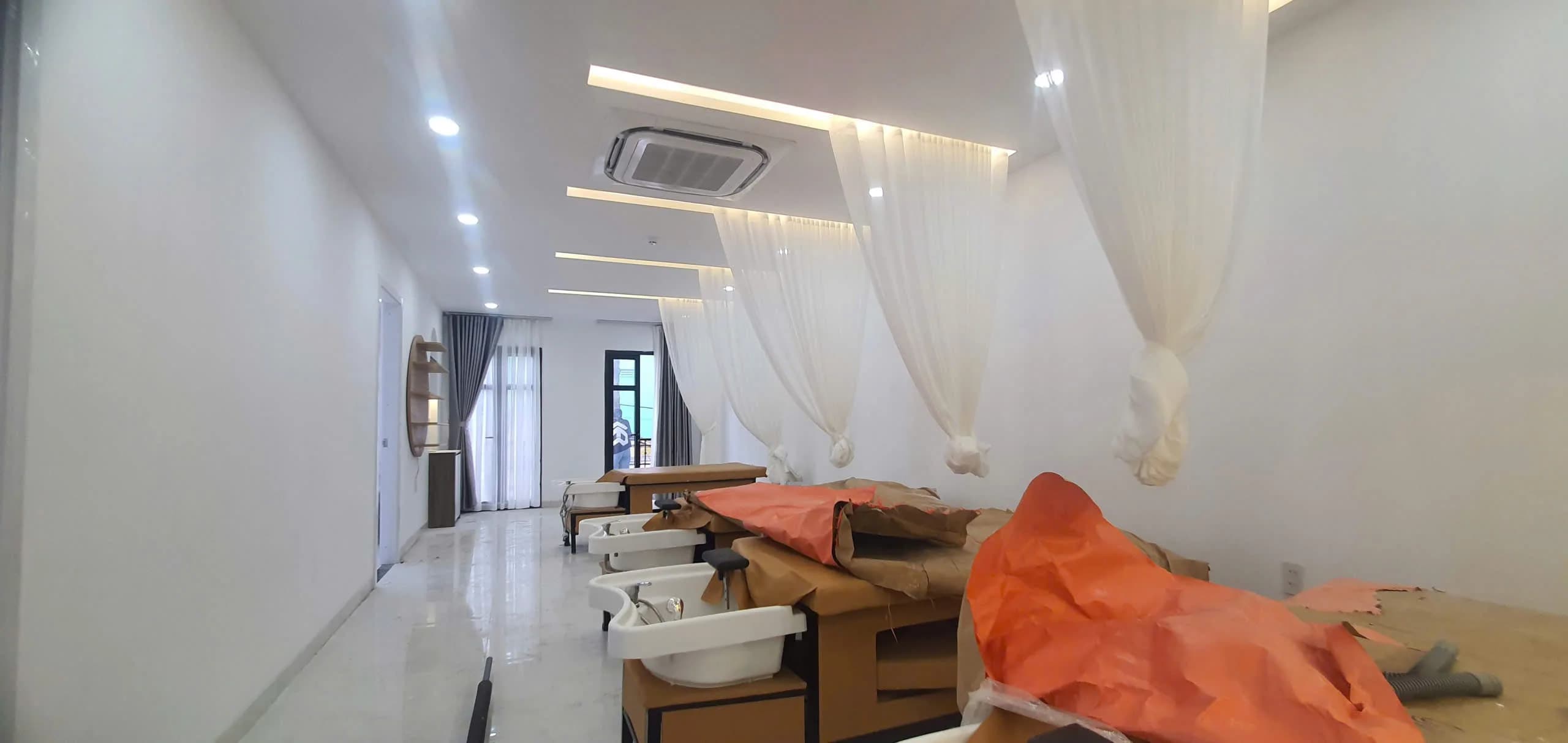 Thi công lắp đặt hệ thống điều hòa không khí cho thẩm mỹ viện Aura Trà Vinh - ảnh 8