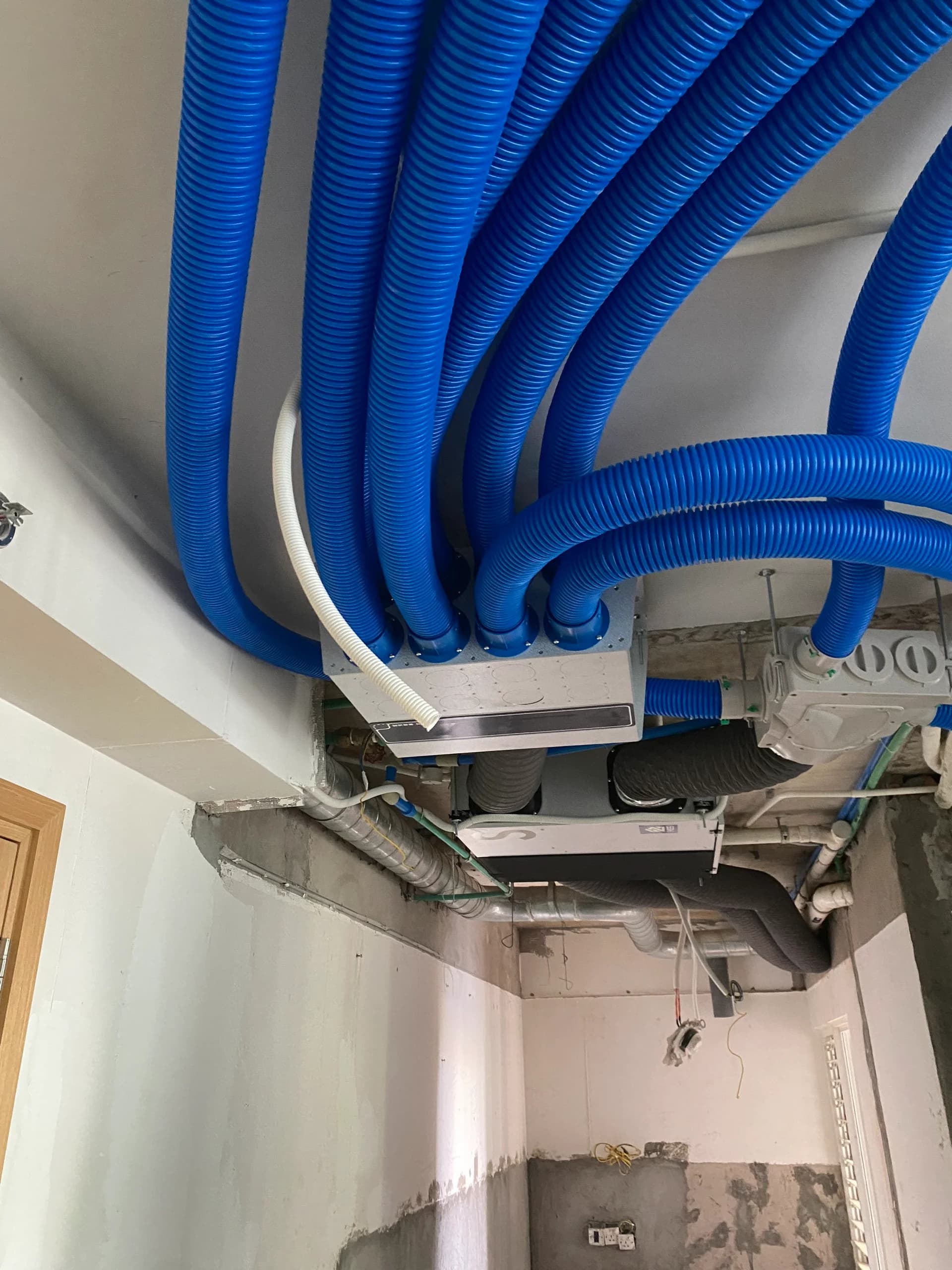 Thi công & nghiệm thu hệ thống lọc không khí trung tâm Menred S5 tại căn hộ Vista Verde - ảnh 12